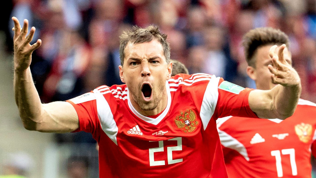 В России хотят ограничить зарплаты футболистов