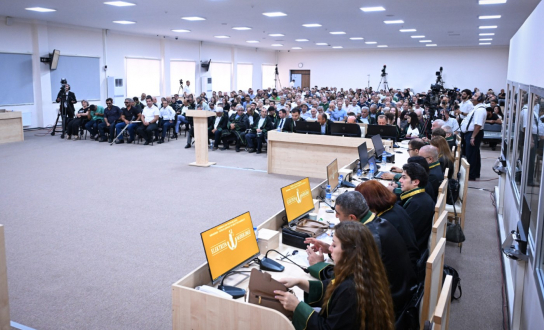 Пытки, избиения, ранения. Побывавшие в плену азербайджанцы дали в Баку показания