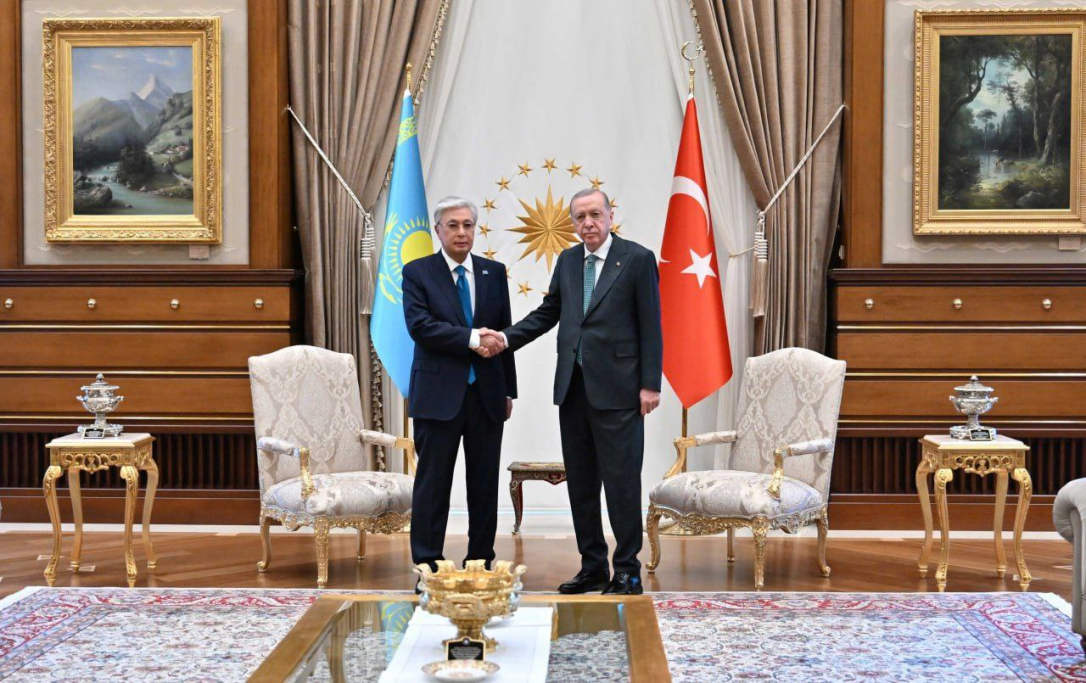 Эрдоган и Токаев обсудили укрепление стратегического сотрудничества между странами