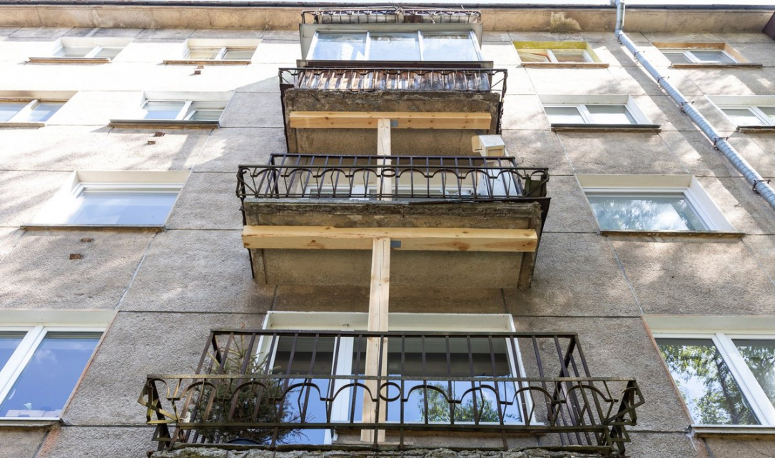 <span lang="RU" style="mso-ansi-language: RU;" data-mce-style="mso-ansi-language: RU;">Петербуржец оскорблял мусульман и кидал в</span>&nbsp;<span lang="RU" style="mso-ansi-language: RU;" data-mce-style="mso-ansi-language: RU;">них пивные бутылки с</span>&nbsp;<span lang="RU" style="mso-ansi-language: RU;" data-mce-style="mso-ansi-language: RU;">балкона</span>