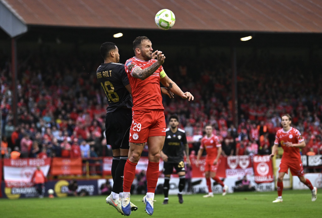 «Карабах» в гостях разгромил ирландский клуб