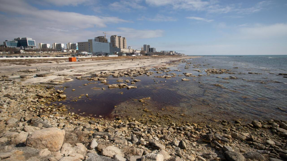 Ученые: Обмеление Каспия происходит из-за России