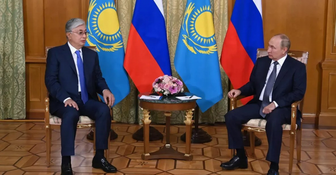 Путин и Токаев начали переговоры в Кремле