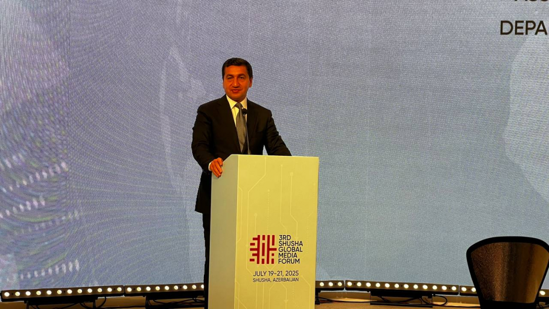 Гаджиев не видит смысла в сопротивлении ИИ, технологиям и инновациям