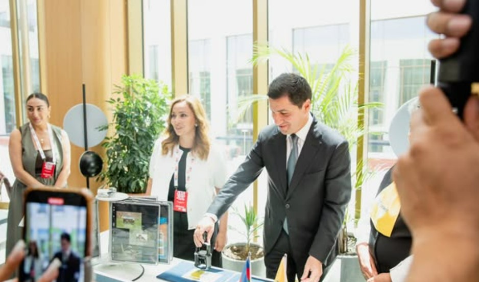 Состоялась презентация марки к юбилею национальной прессы Азербайджана