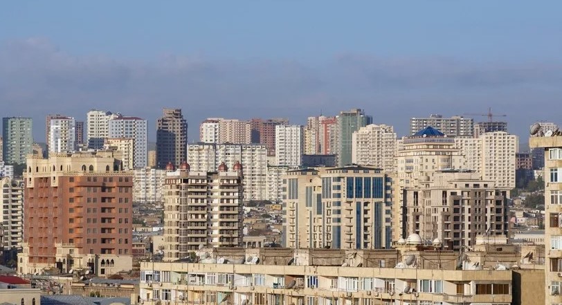 Эксперты сказали, когда истекут сроки эксплуатации первых новостроек в Баку    