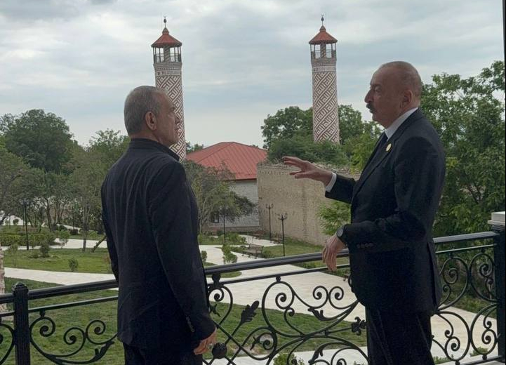 Алиев рассказал Пезешкиану, как армяне разрушали мечети в Шуше