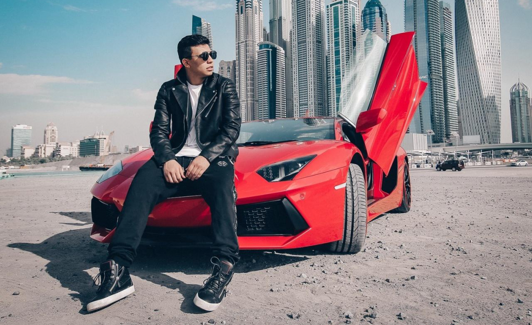 В России блогеру-азербайджанцу заочно предъявили обвинение в уклонении от уплаты налогов