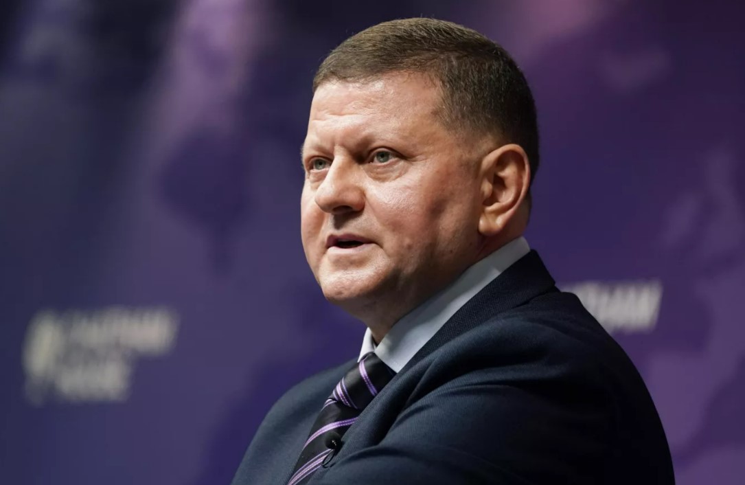 "Никаких партий и штабов". Залужный ответил на слухи о президентских амбициях