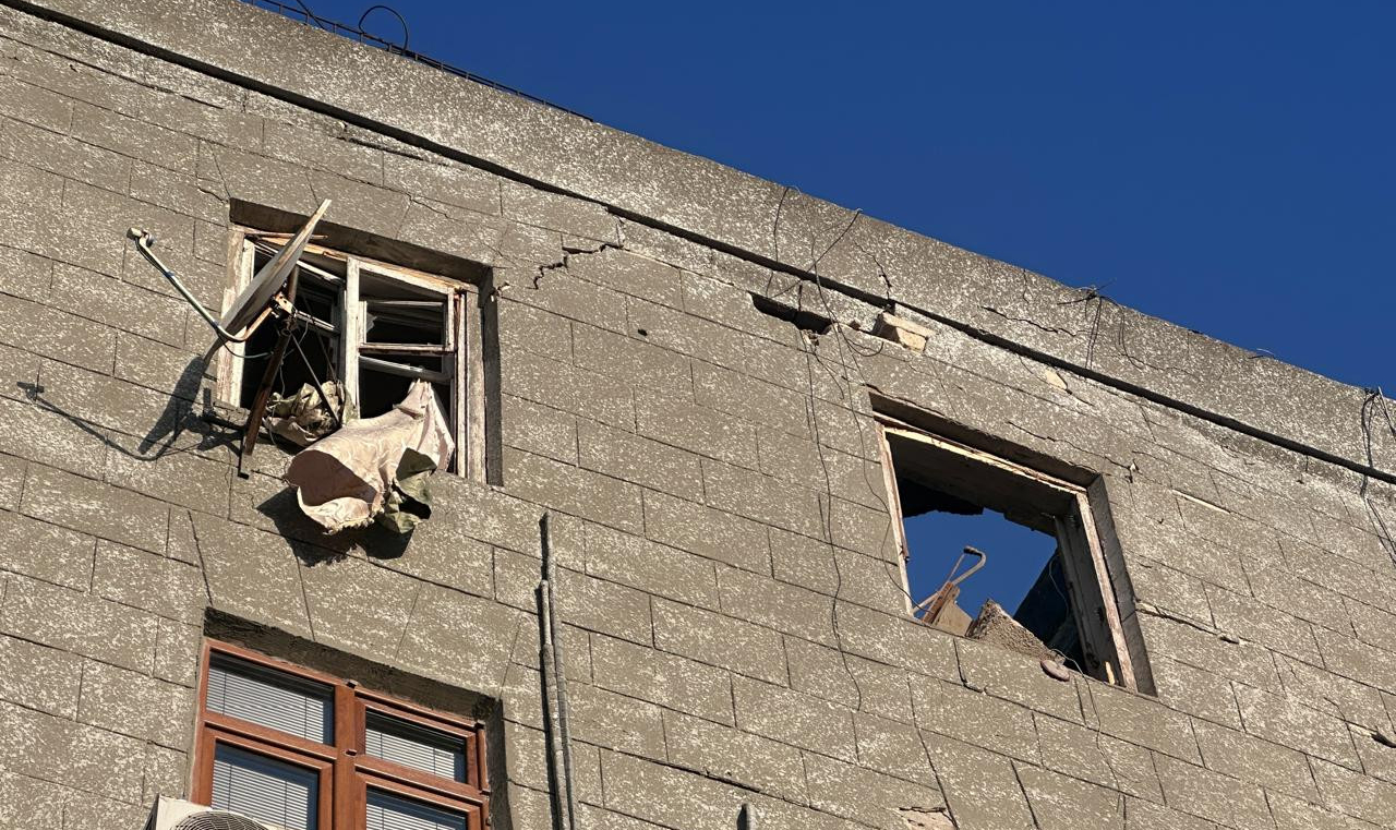 В Баку жильцам дома, в котором произошел взрыв, придется арендовать жилье