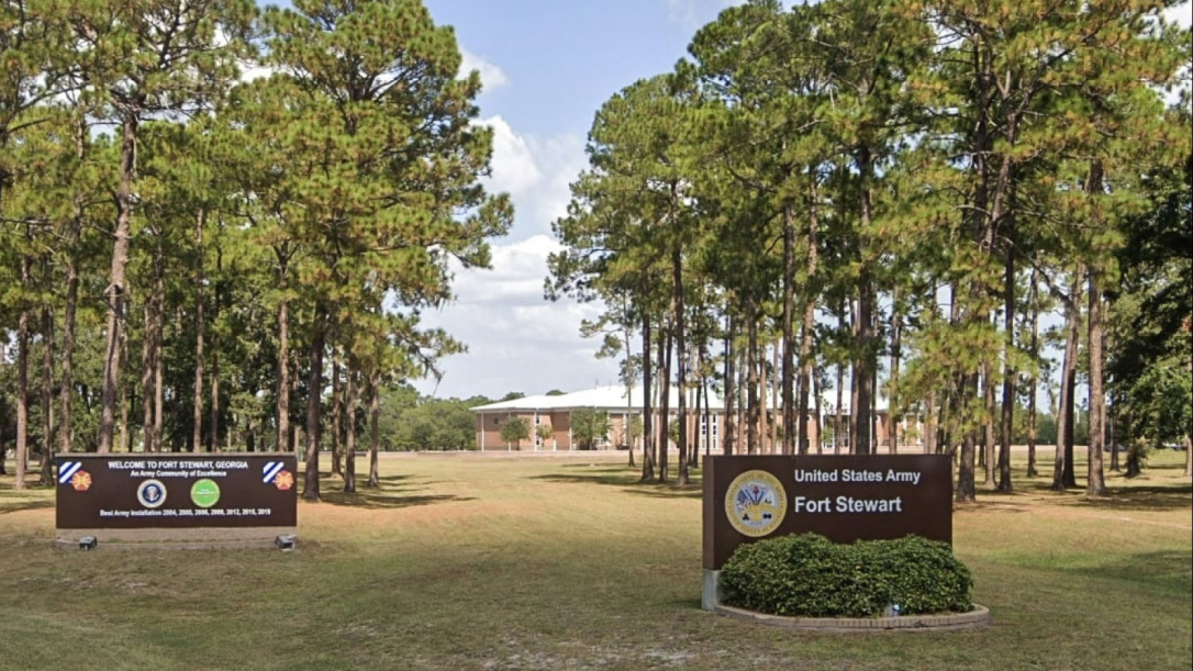 Вооруженный инцидент на военной базе в США, есть раненые