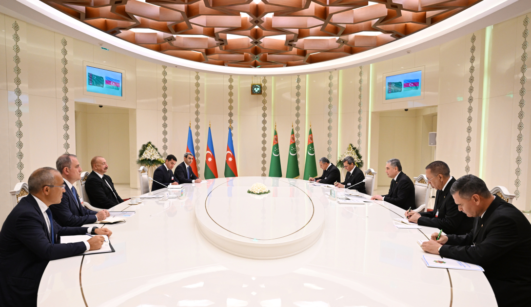 Переговоры Алиева, Бердымухамедова и Мирзиёева в Туркменбаши: "Это дружба, братство не на словах, а на деле"