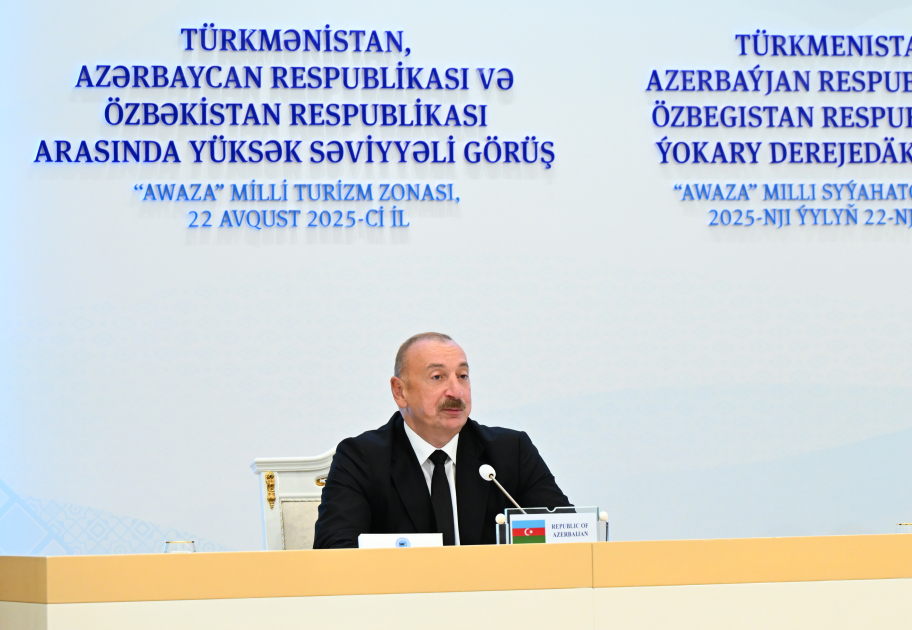 Переговоры Алиева, Бердымухамедова и Мирзиёева в Туркменбаши: "Это дружба, братство не на словах, а на деле"