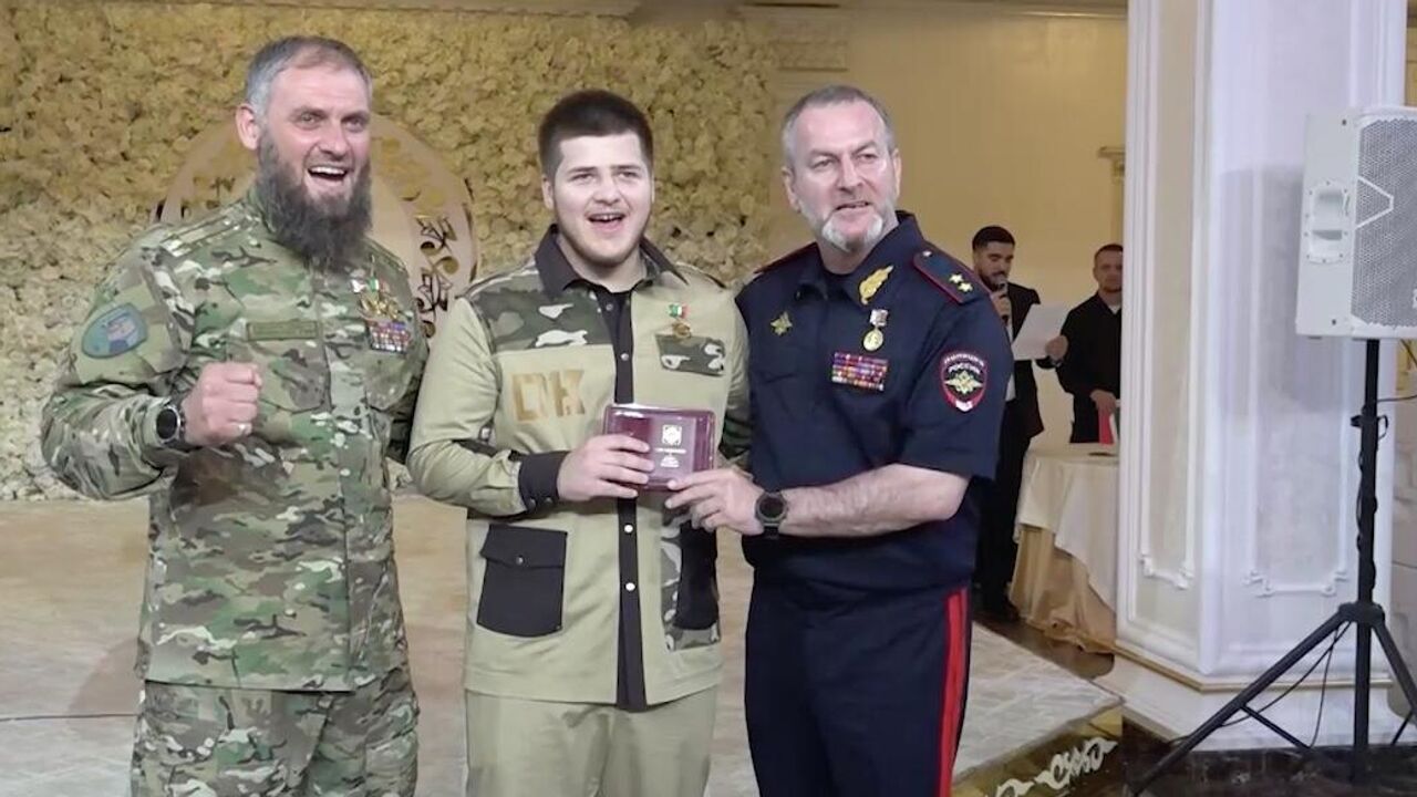 Сын Кадырова награжден очередной медалью 1 Сын Кадырова награжден очередной медалью