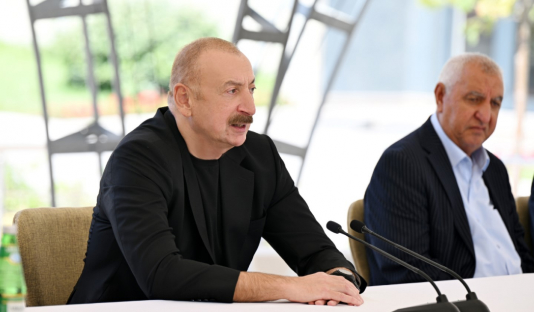 Политолог пояснил, кому был адресован сигнал Алиева