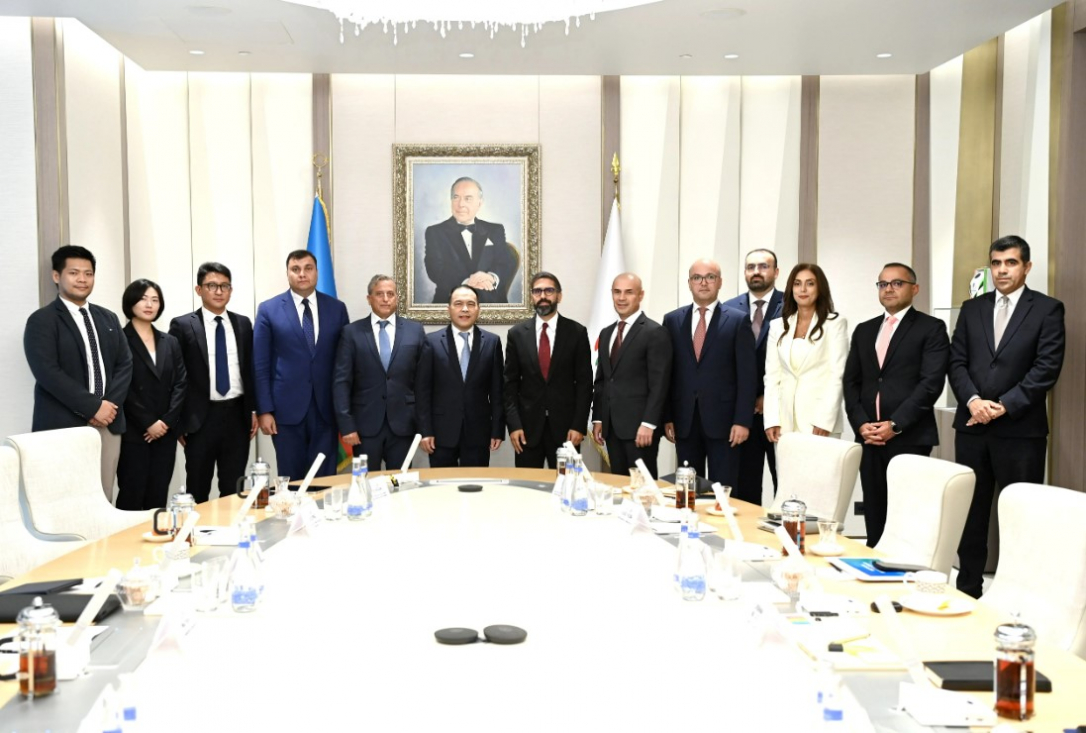 SOCAR и китайская CC7 обсудили перспективы сотрудничества