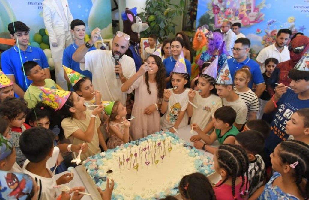 В Баку прошли праздничные мероприятия для детей