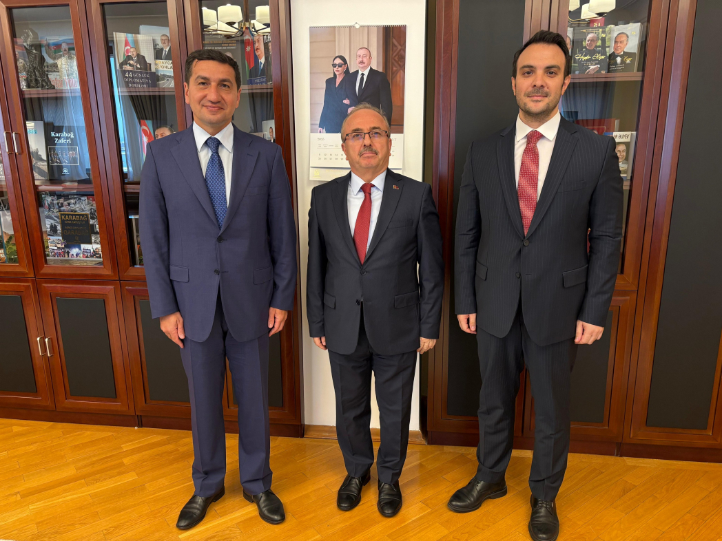 Гаджиев обсудил с турецким послом мирный процесс с Арменией