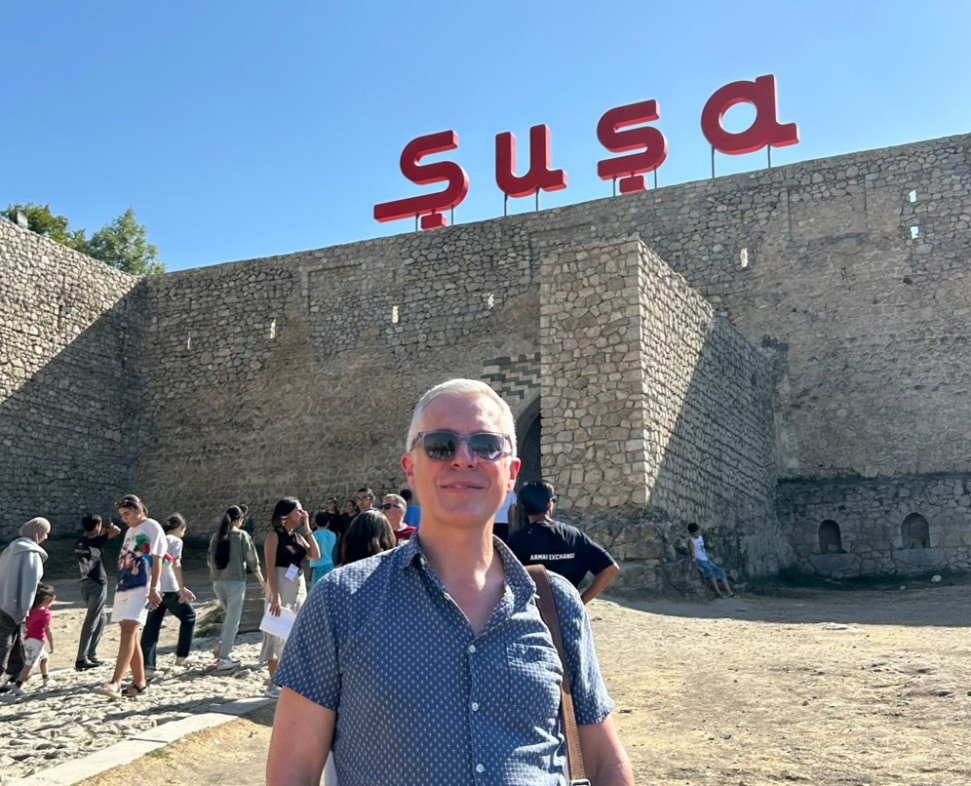 Британский посол в восторге от жемчужины Азербайджана