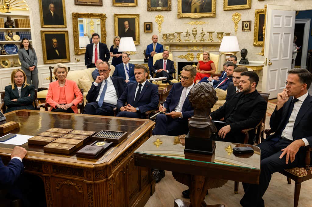 Между наставничеством и посредничеством: стиль Трампа в украинском урегулировании