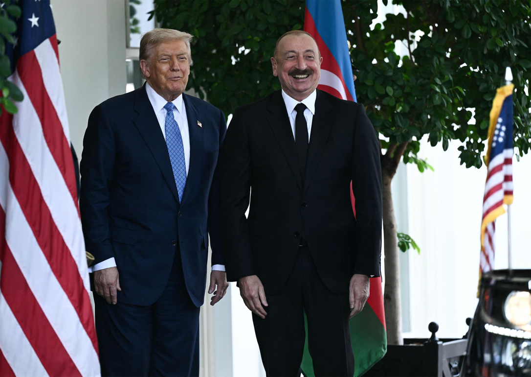 Алиев поблагодарил Трампа за поддержку мирного процесса между Баку и Ереваном