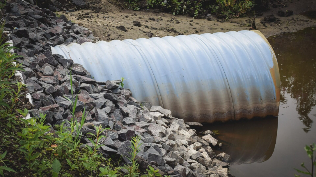В Ширване отец и сын утонули в главном коллекторе