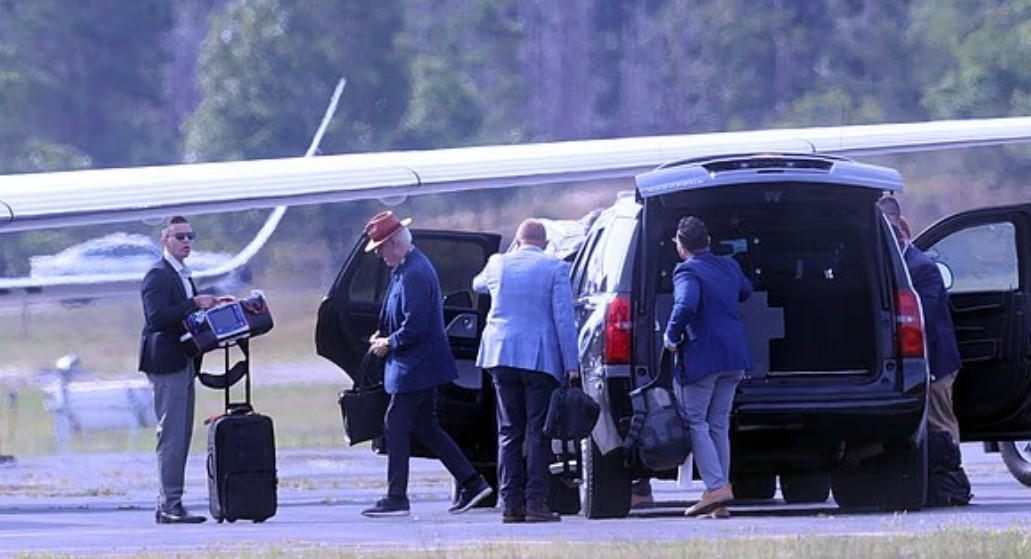 Новые снимки Билла Клинтона породили обсуждения