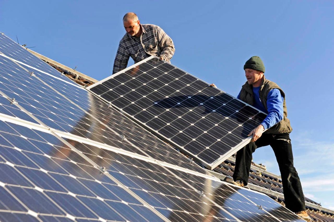 В Баку воры проникли на участок и украли солнечные панели 1 В Баку воры проникли на участок и украли солнечные панели