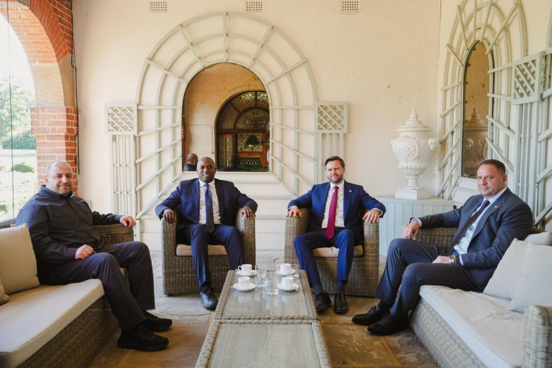 Лэмми провел переговоры по Украине с Вэнсом, Ермаком и Умеровым