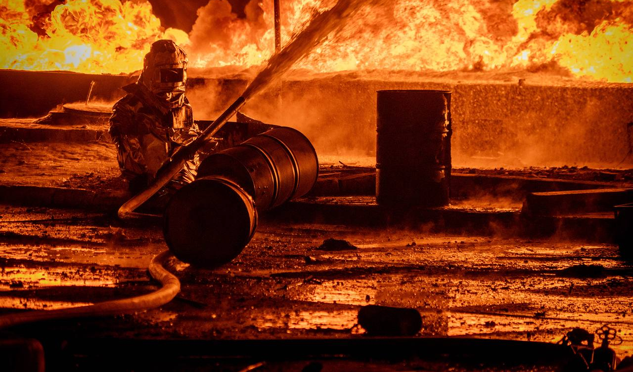 Зеленский: Был сознательный российский удар по энергетическому объекту SOCAR 1 Зеленский: Был сознательный российский удар по энергетическому объекту SOCAR