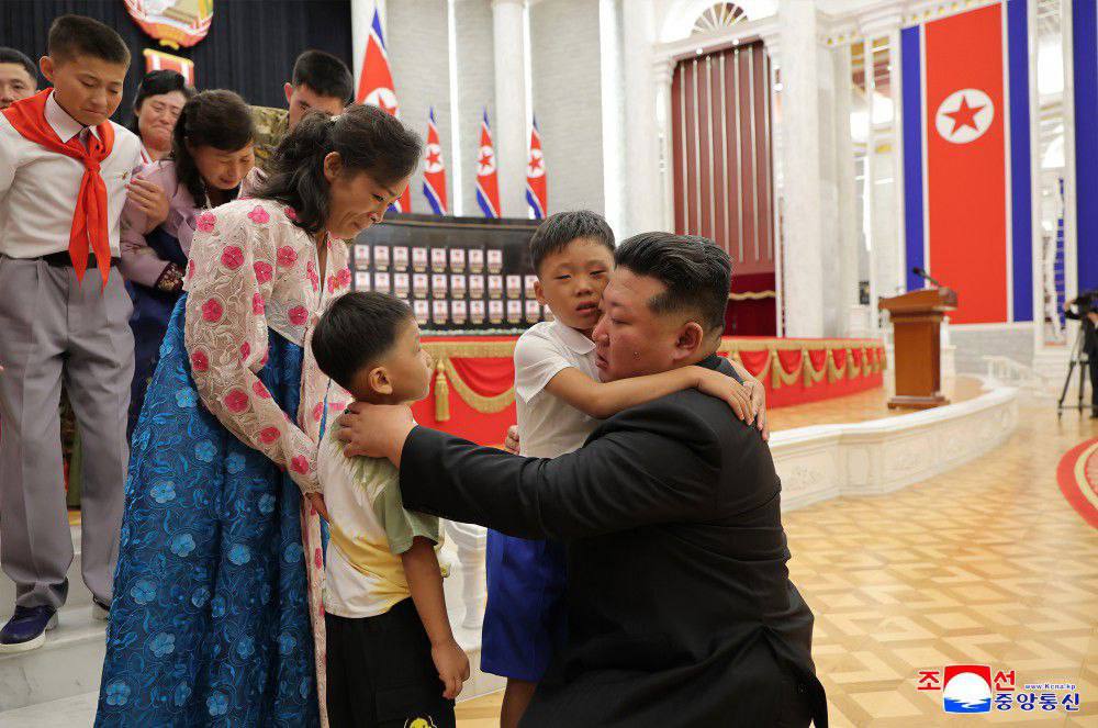 В КНДР оплакивают погибших на войне с Украиной солдат