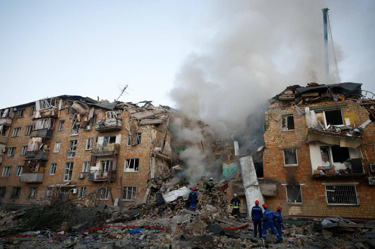 Путину плевать на переговоры. Россия обрушила удары по Украине и гражданскому поезду