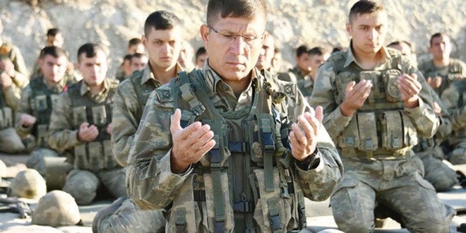 Эрдоган присвоил звание генерала армии советнику Закира Гасанова