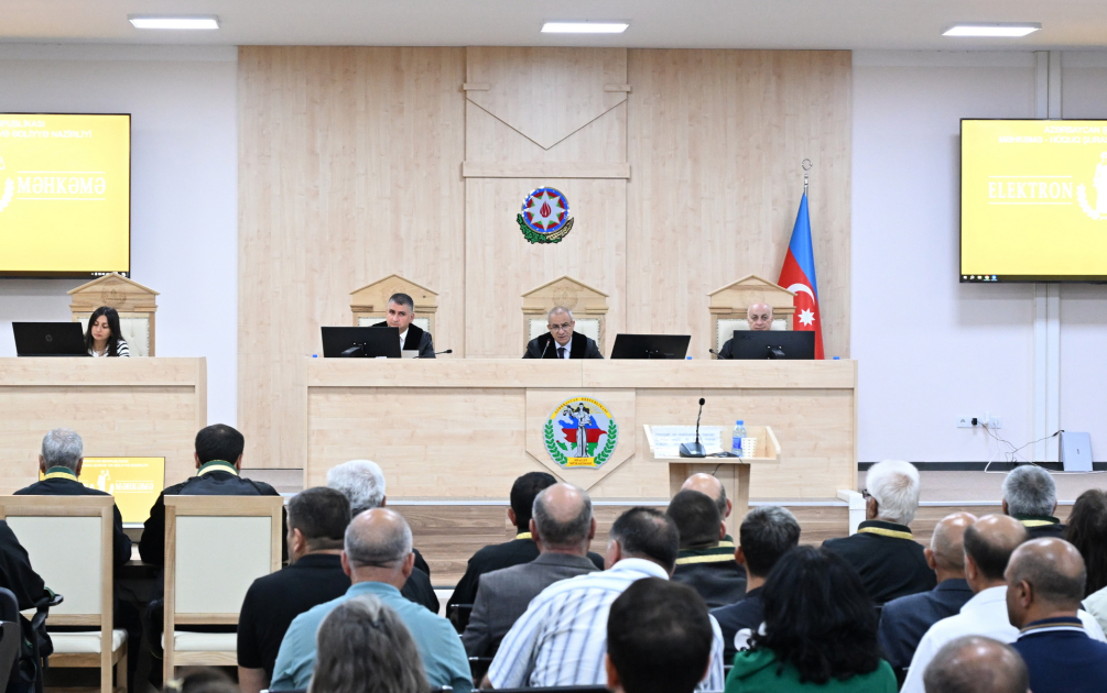 В суде потерпевшие рассказали, как армяне громили кладбища и выжигали кресты на телах азербайджанцев