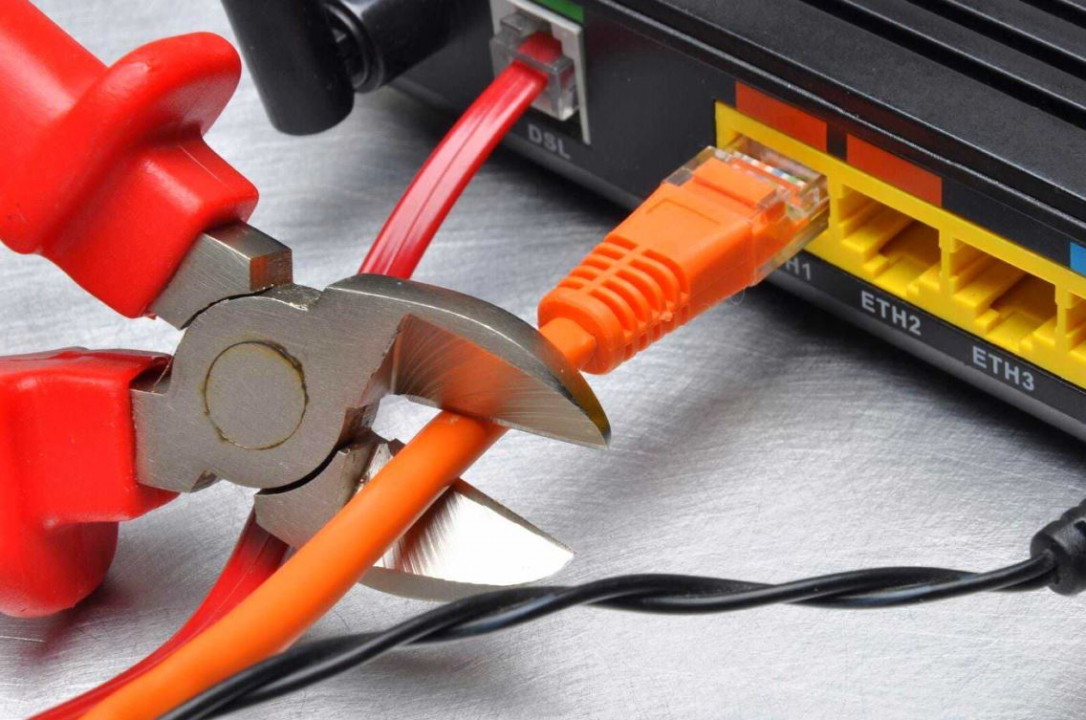 Интернет в Москве начали отключать