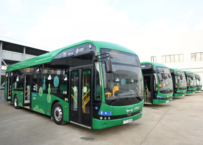 В Баку обновляют автобусы еще на одном маршруте