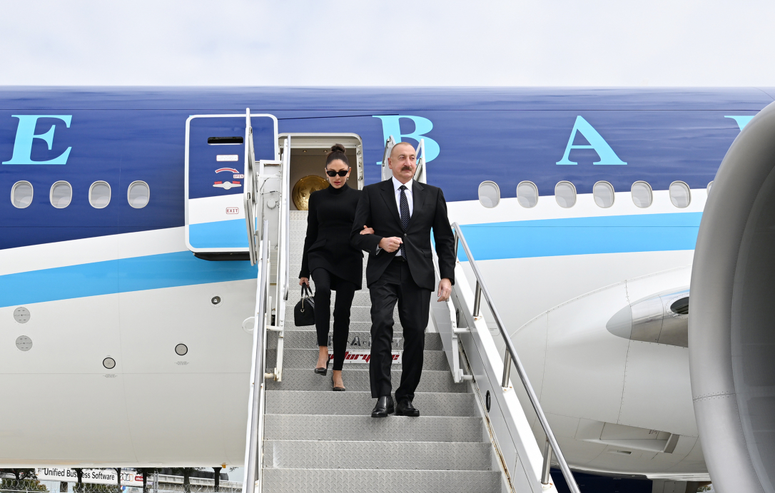 Президент Алиев прибыл в Нью-Йорк