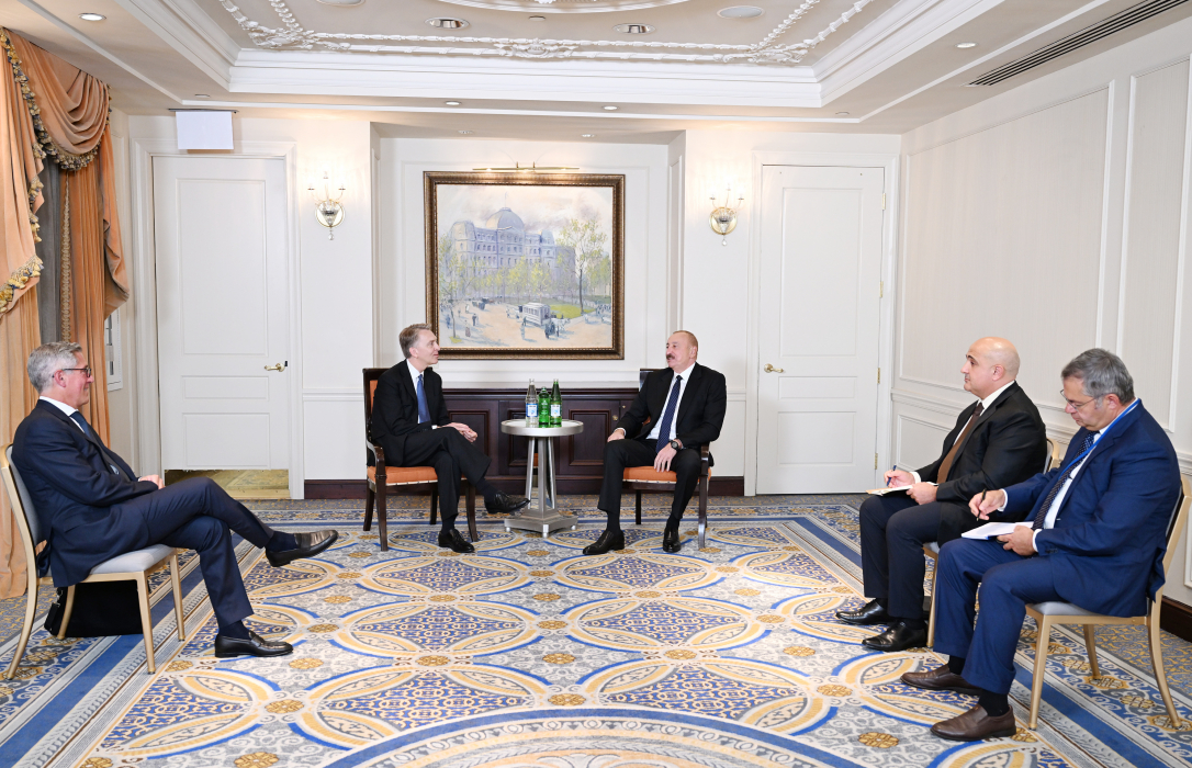 Алиев проводит встречи в Нью-Йорке