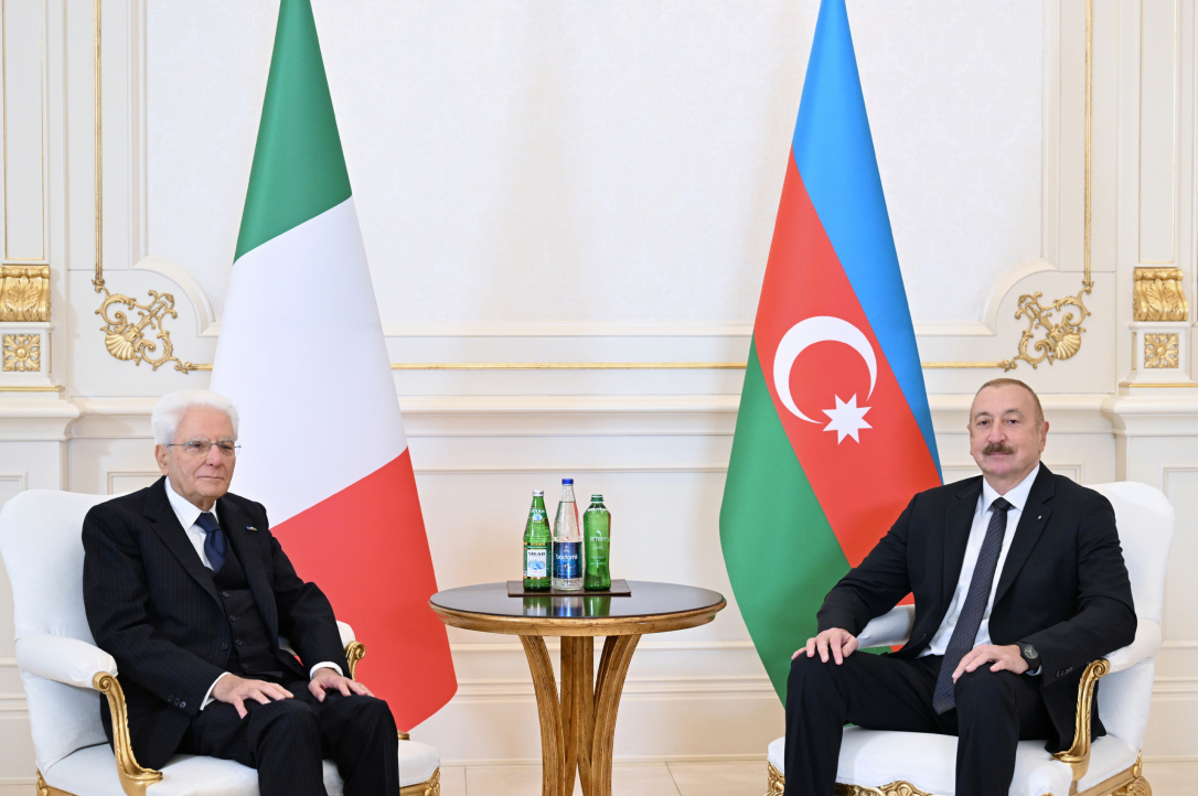 Алиев встретился с президентом Италии один на один
