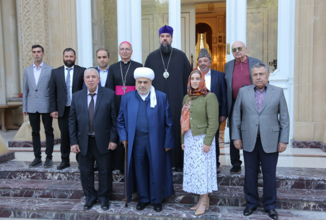 Победа, мир и новые мосты дружбы: встреча Пашазаде и Карлон