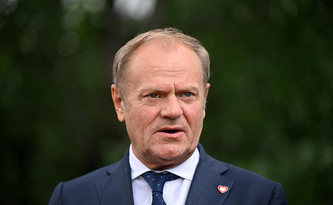 У Туска угнали автомобиль