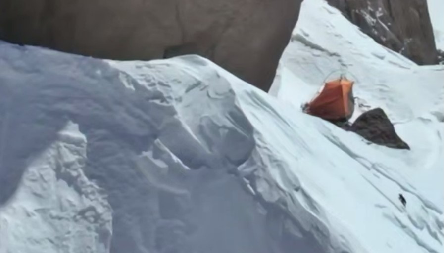 Наталья Наговицына обнаружена мертвой на Пике Победы