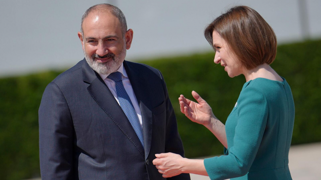 Пашинян поддержал европейский путь Молдовы после выборов