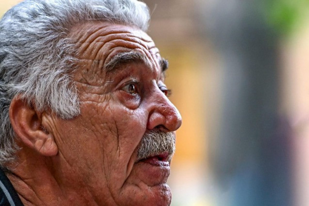 Известный поэт в реанимации