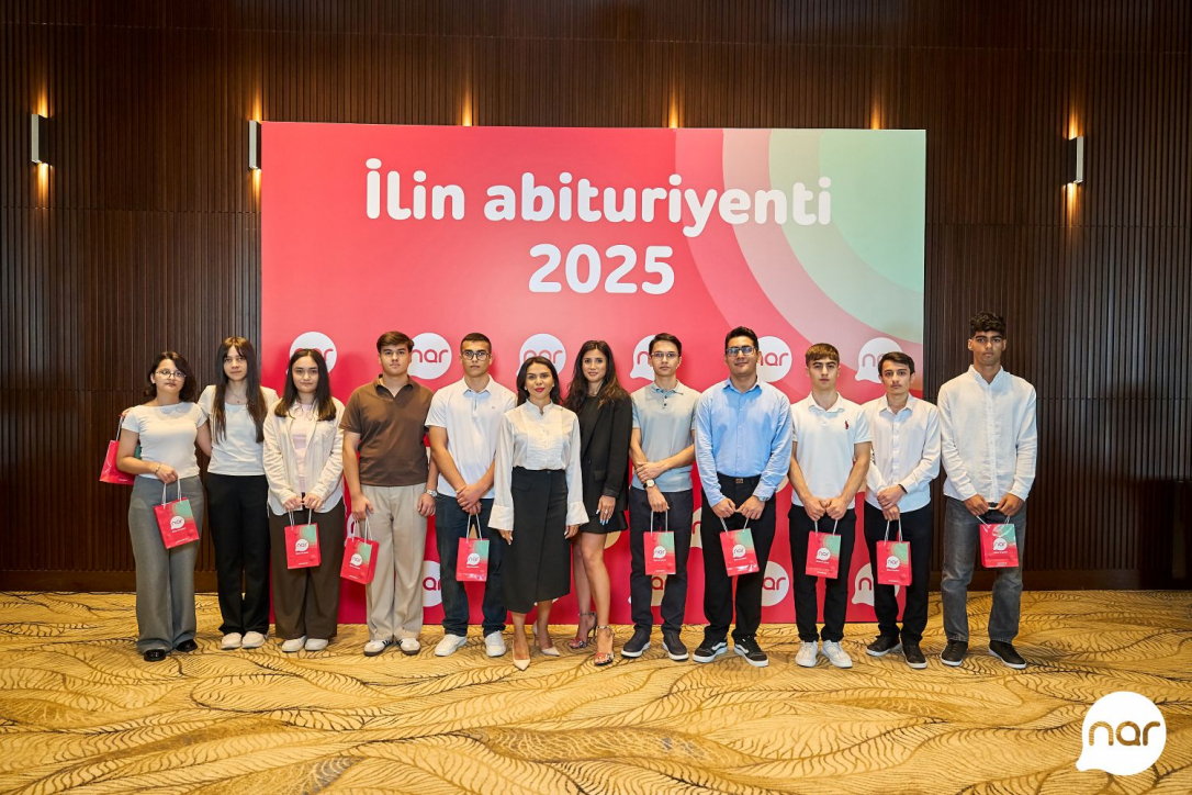 «Nar» наградил самых успешных абитуриентов этого года