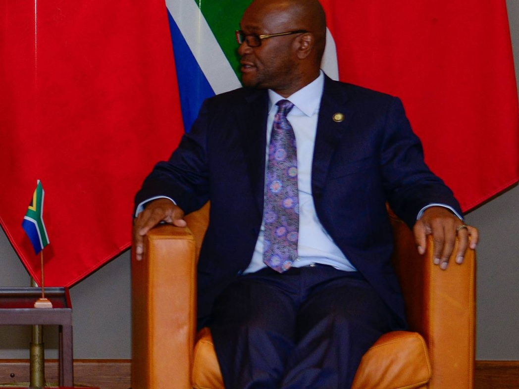 Посол ЮАР во Франции найден мертвым