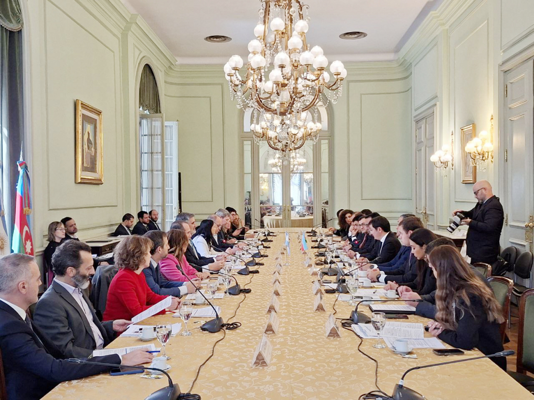 Азербайджан расширяет торговлю с Аргентиной