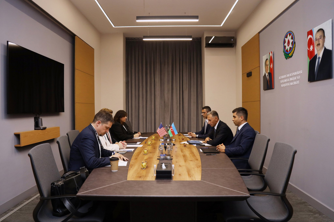 Баку и Вашингтон обсудили перспективы судьбоносных транспортных проектов