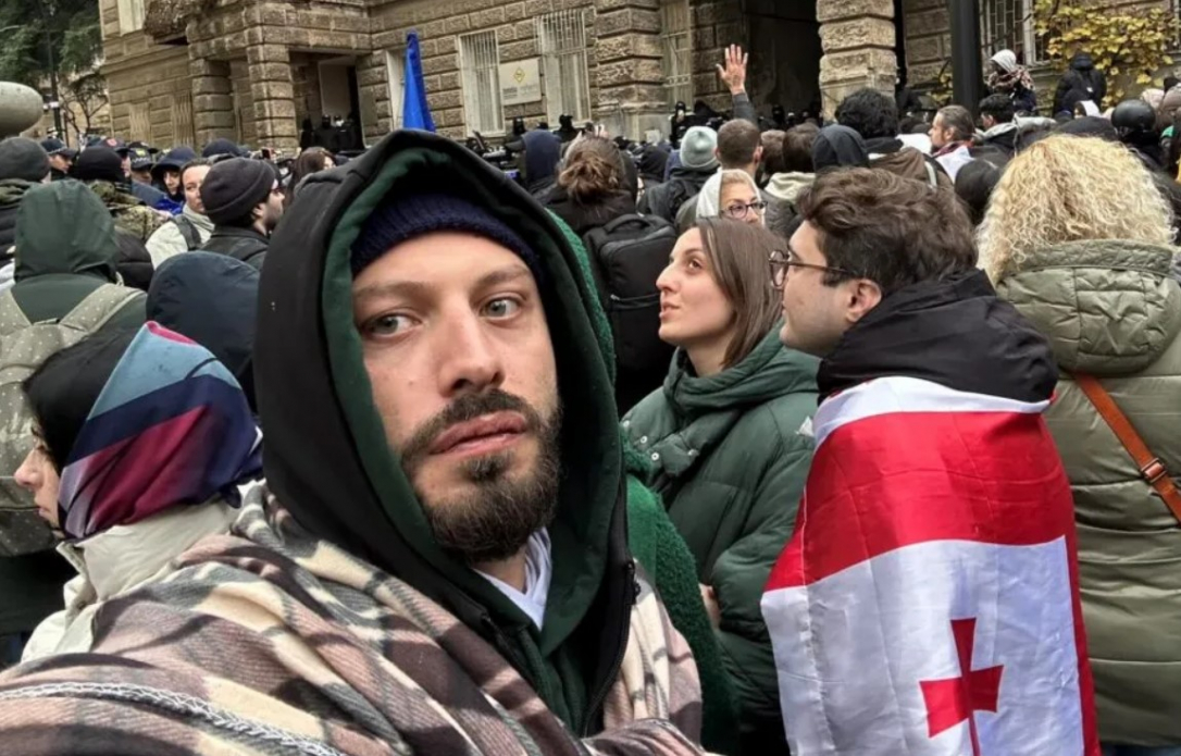 В Грузии оппозиционера осудили на два года за удар полицейского