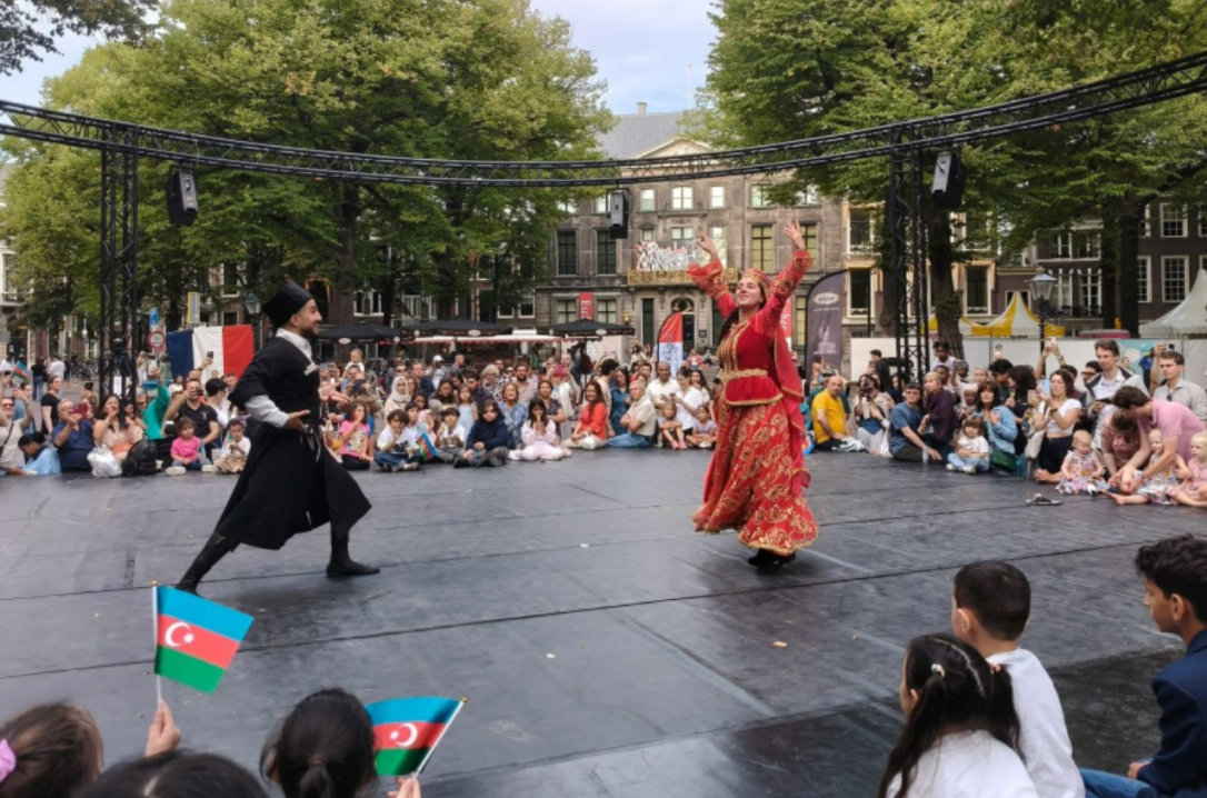 Азербайджан показал в Гааге свою историю, культуру и туристический потенциал